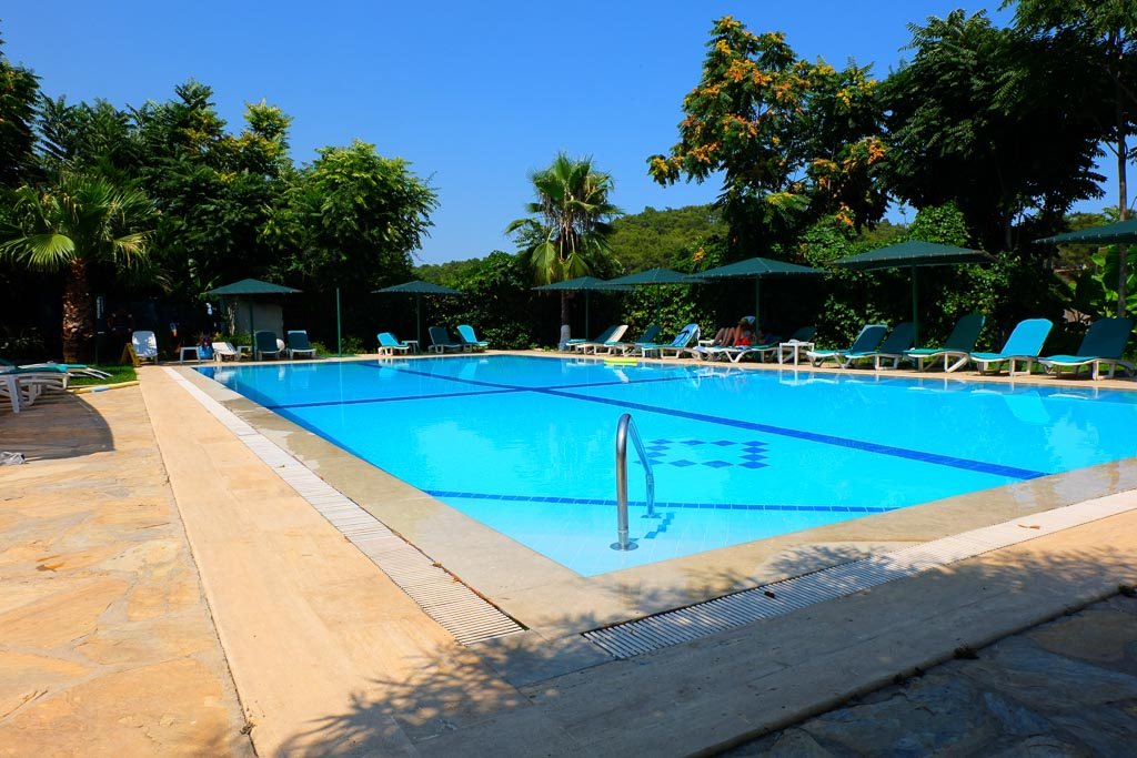 Pool — Erendiz Garden Hotel