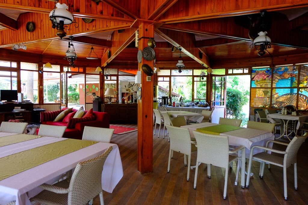 Table — Erendiz Garden Hotel
